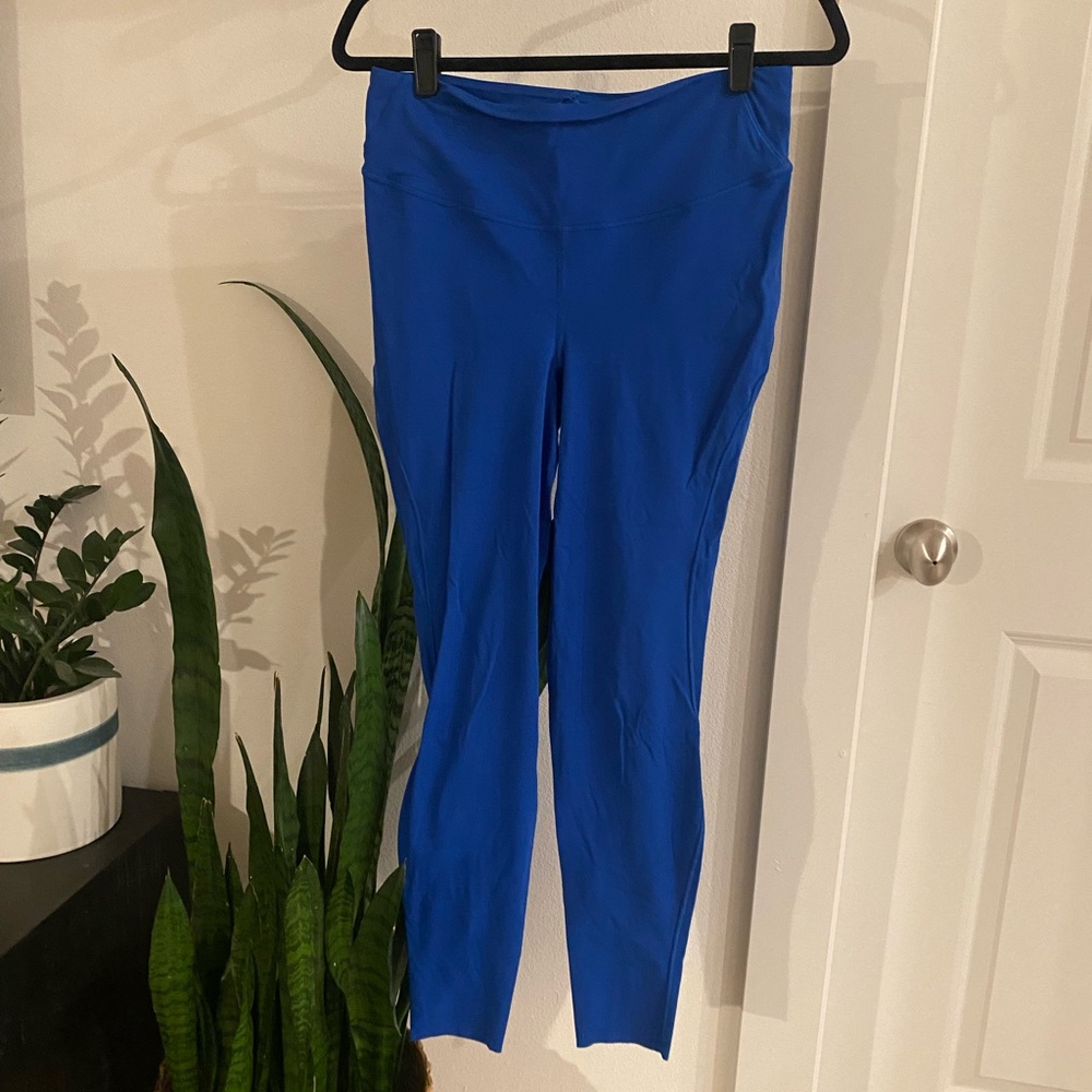 Lululemon Fast and Free 28” legging like new!